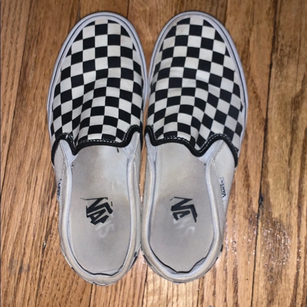 black and white checkered vans